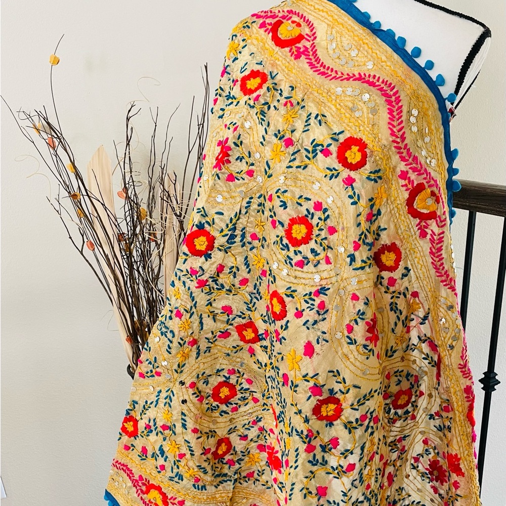 Pulkari Dupatta